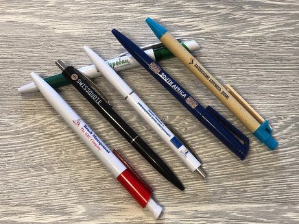 Печать на ручках: создавая «долгоиграющие» визитки